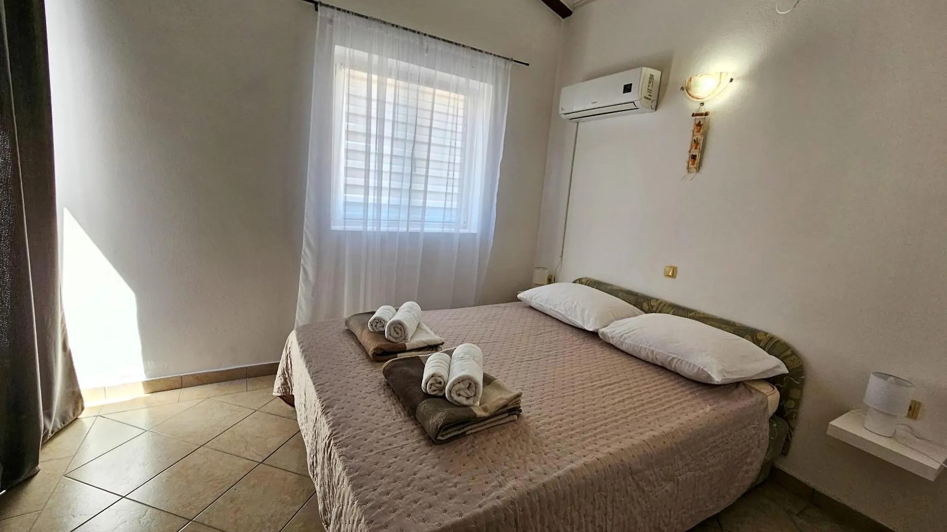 Apartments Mira 2 Baška