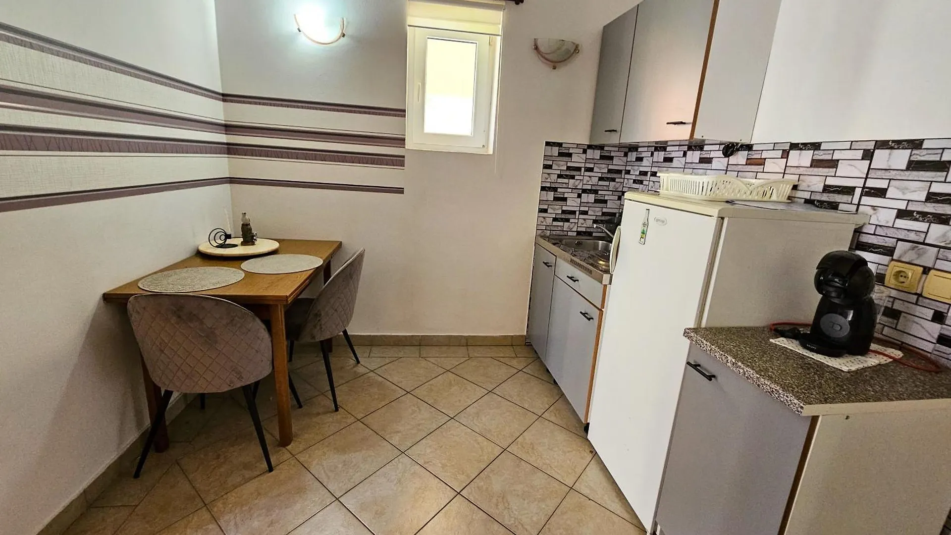 Apartments Mira 2 Baška 0*,